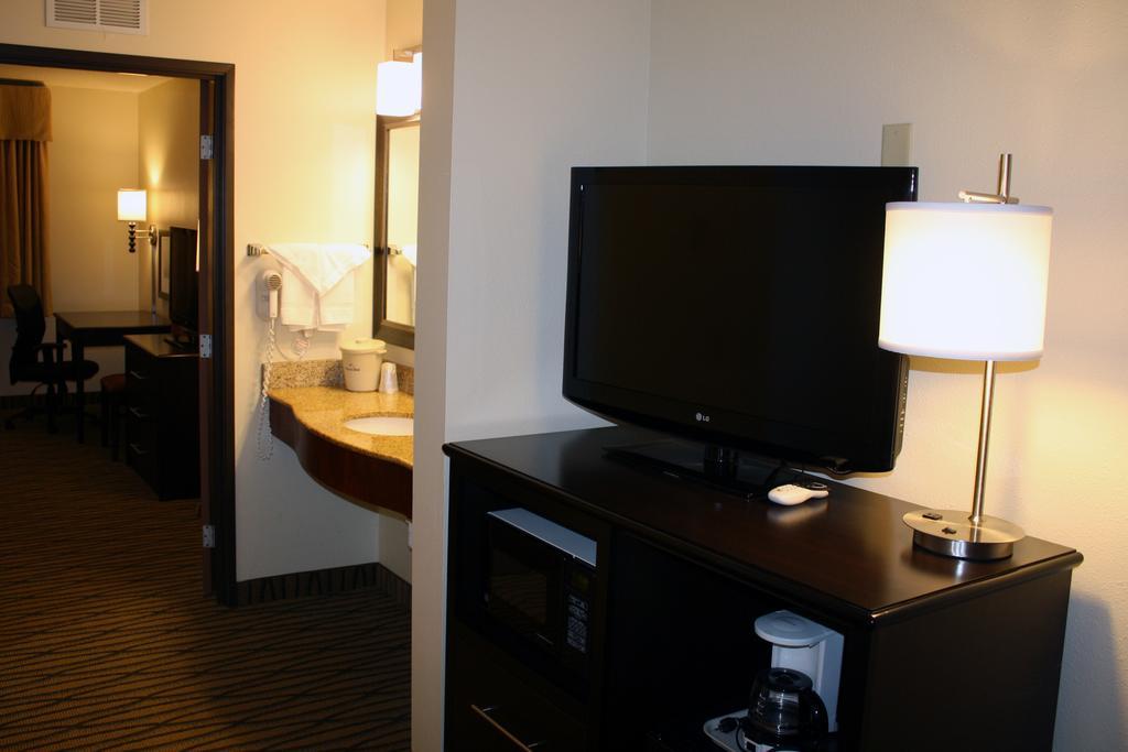 Americinn By Wyndham Rogers Pokój zdjęcie