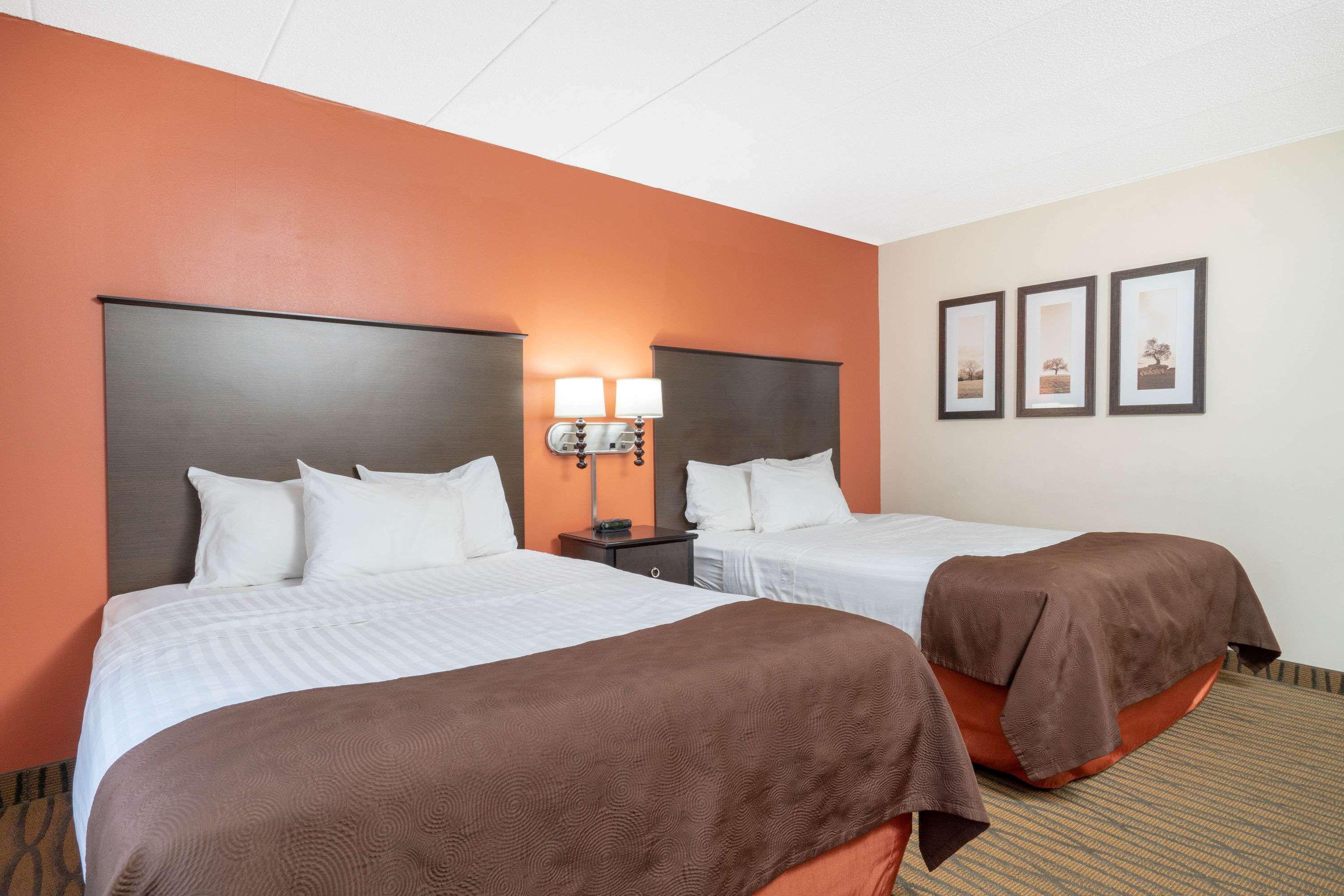 Americinn By Wyndham Rogers Zewnętrze zdjęcie