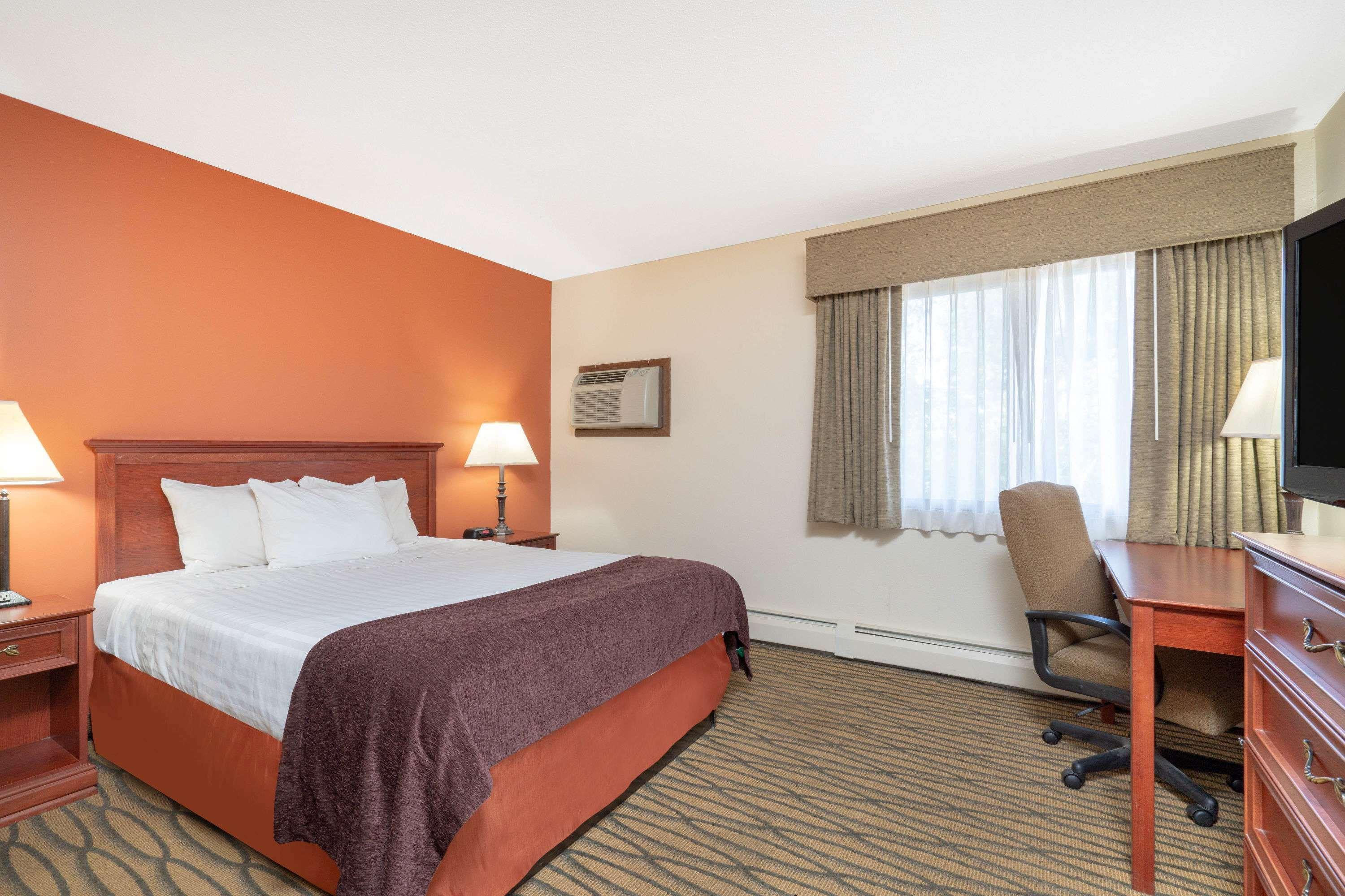 Americinn By Wyndham Rogers Zewnętrze zdjęcie
