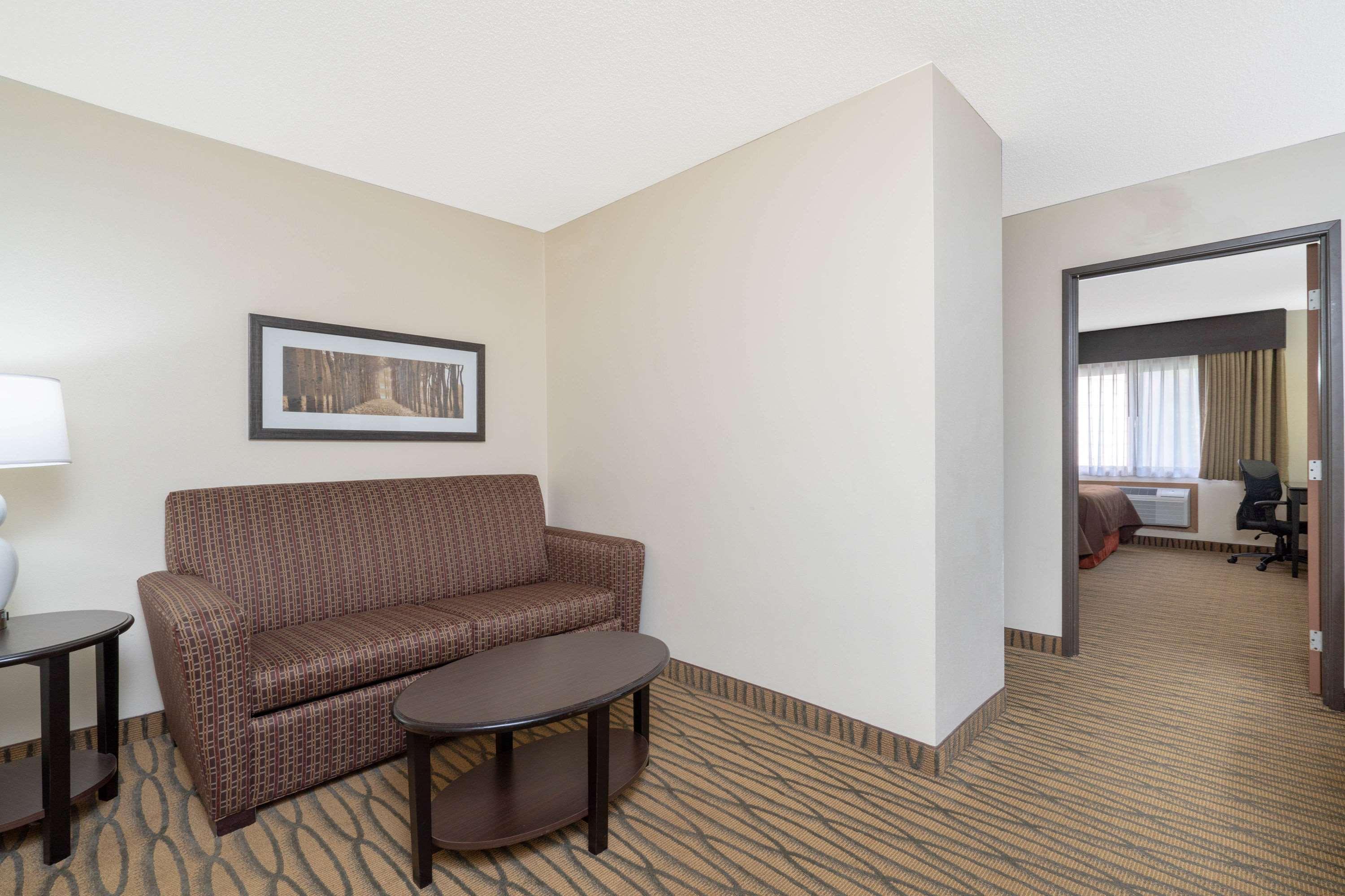 Americinn By Wyndham Rogers Zewnętrze zdjęcie