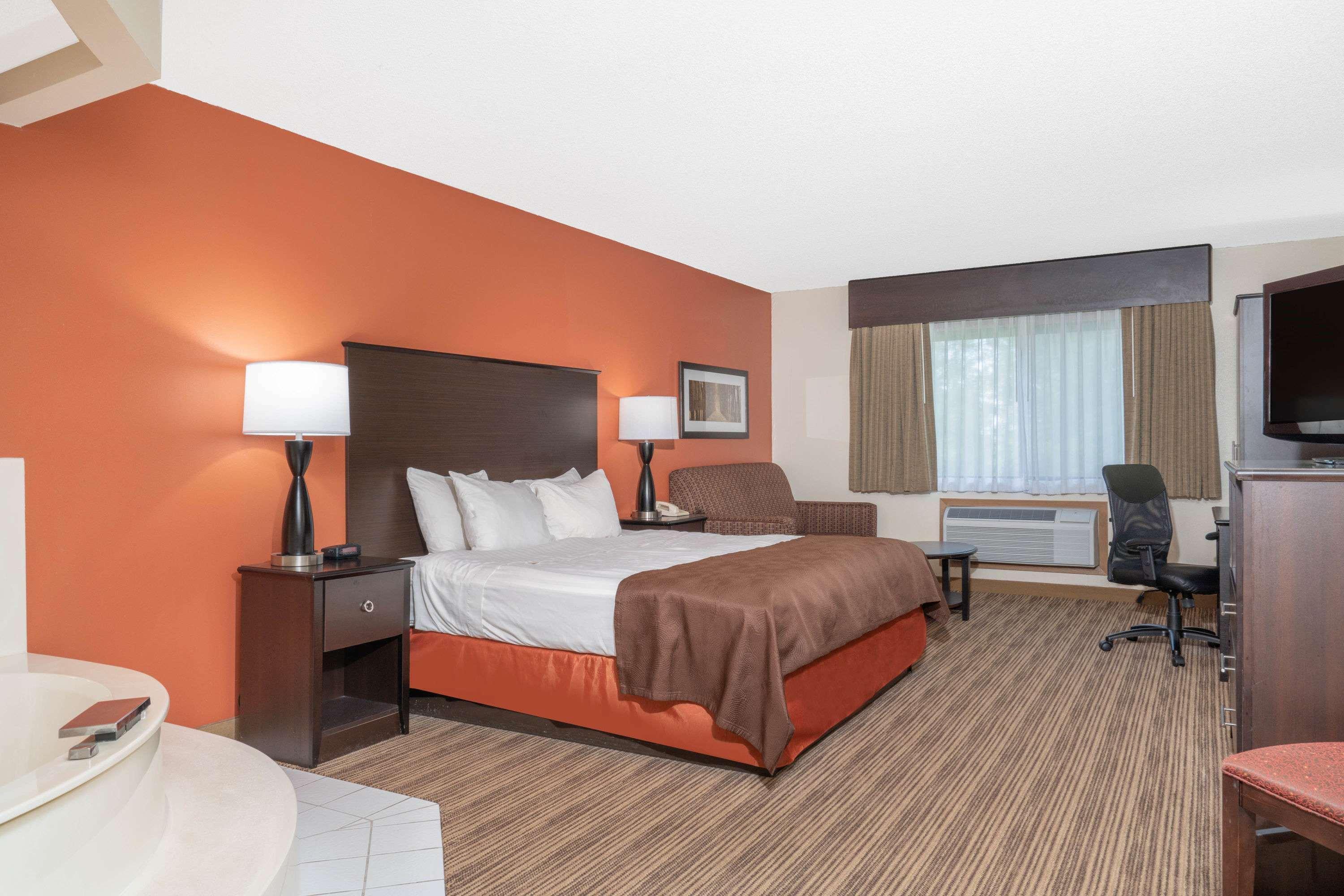 Americinn By Wyndham Rogers Zewnętrze zdjęcie