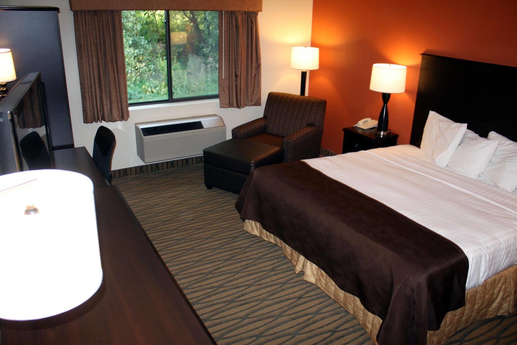 Americinn By Wyndham Rogers Zewnętrze zdjęcie